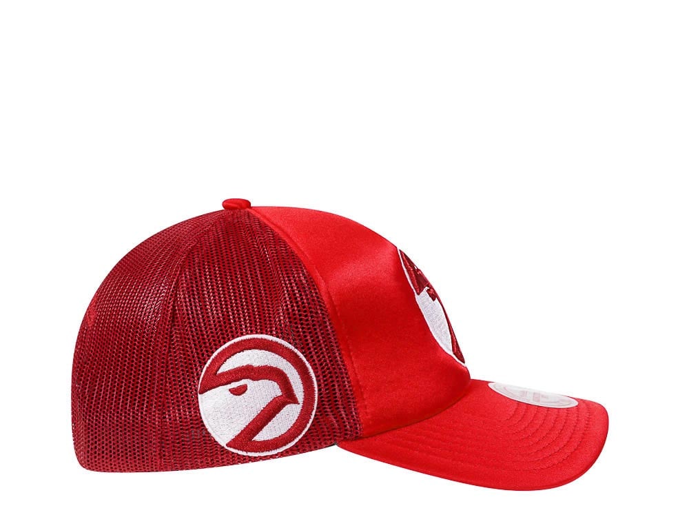 Mitchell & Ness Atlanta Hawks Satin Throwback Trucker Snapback Cap