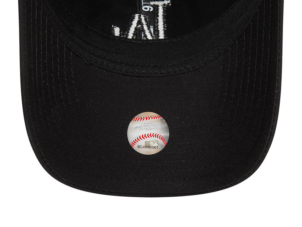 New Era Los Angeles Dodgers League Essential Black 9Twenty Strapback Cap