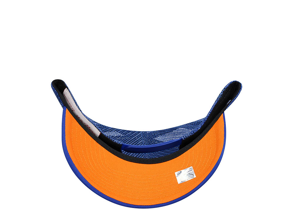 Mitchell & Ness New York Knicks Blue Billboard Trucker Snapback Cap