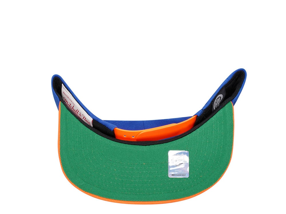 Mitchell & Ness New York Islanders Vintage Script Snapback Cap