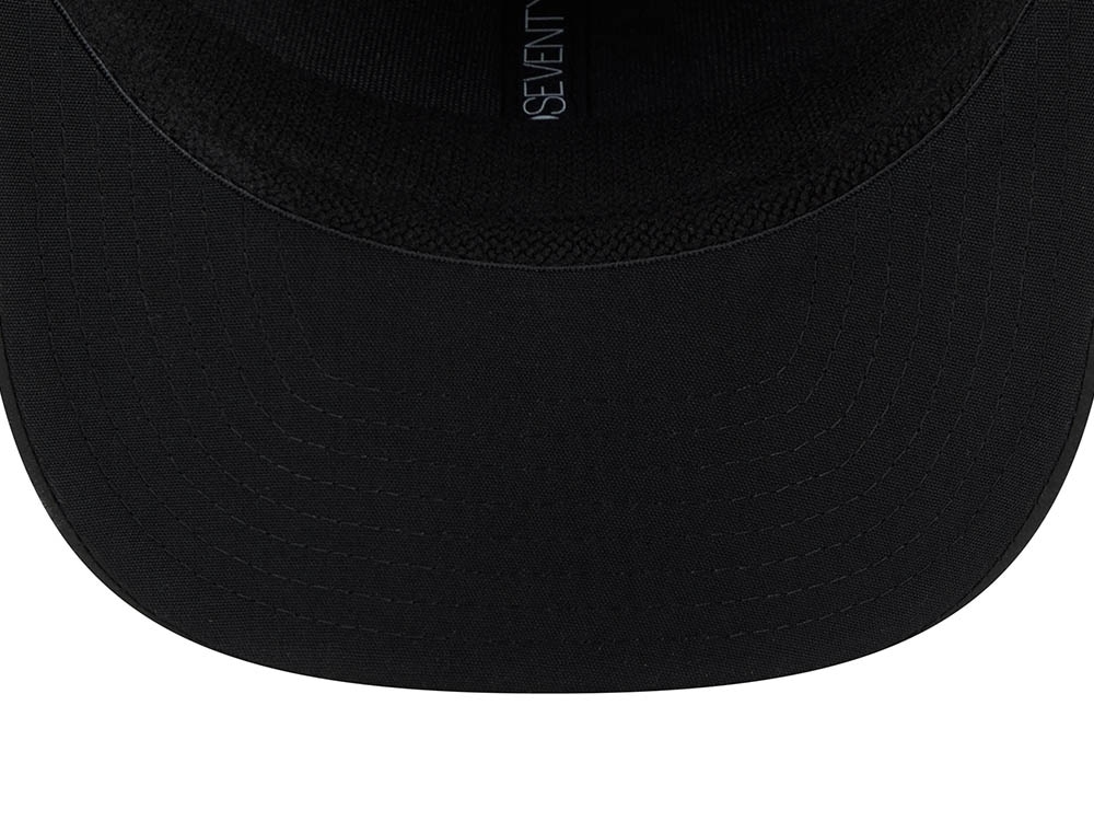 New Era Tennessee Titans NFL Salute to Service 2026 Digi Camo Black 9Seventy Stretch Snapback Cap