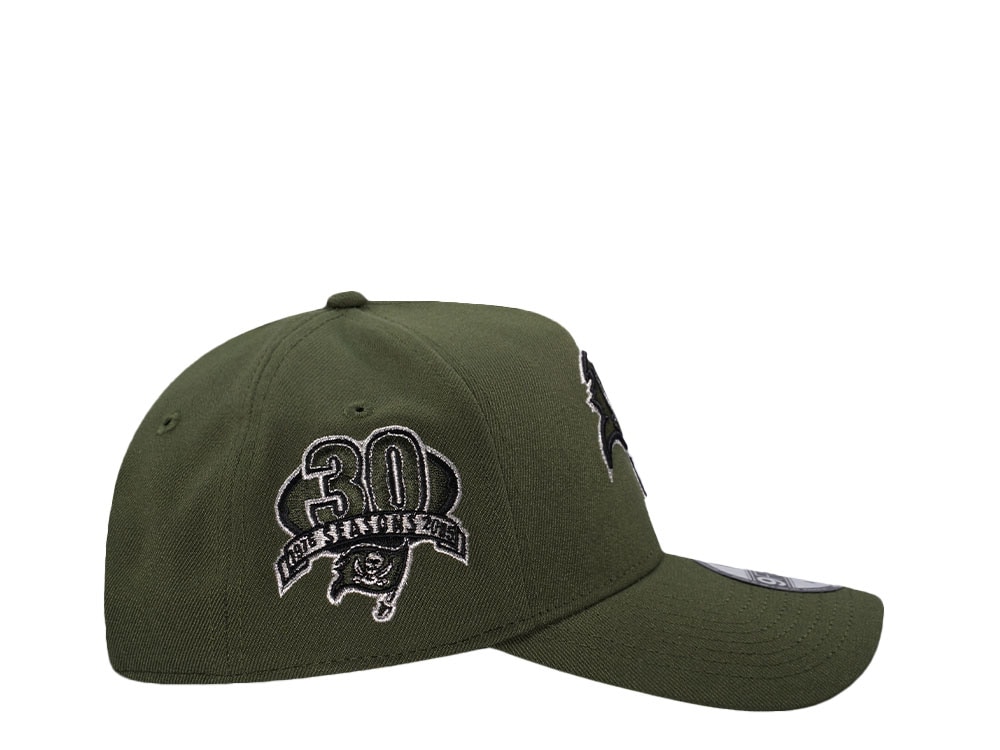 New Era Tampa Bay Buccaneers 30 Seasons Rifle Realtree Edition 9Forty A Frame Snapback Cap