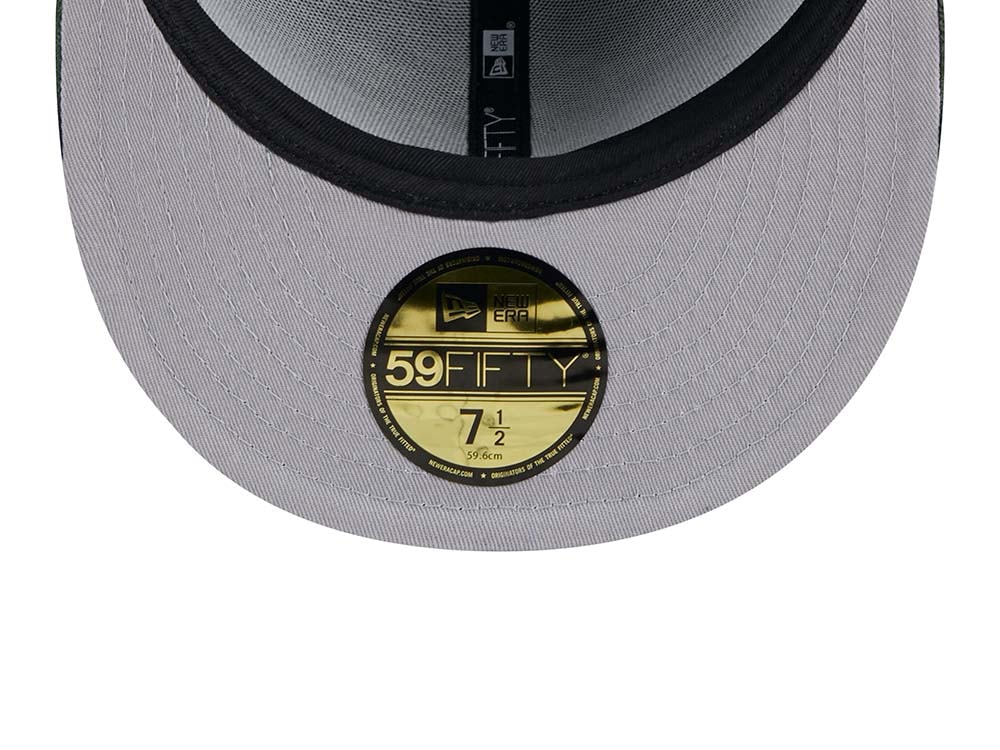 New Era Milwaukee Bucks Letterman Pin 59Fifty Fitted Cap