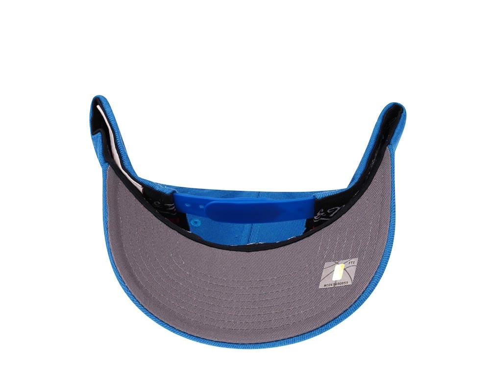 Mitchell & Ness Dallas Mavericks Team Ground Red Line Solid Flex Snapback Cap