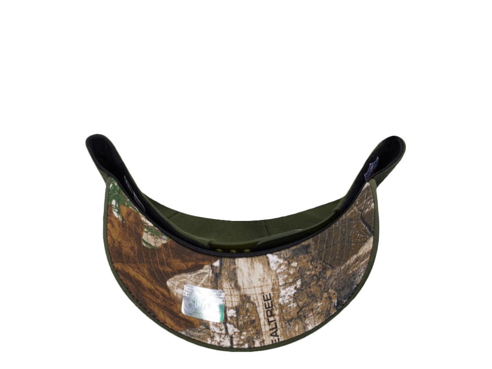 New Era Tampa Bay Buccaneers 30 Seasons Rifle Realtree Edition 9Forty A Frame Snapback Cap