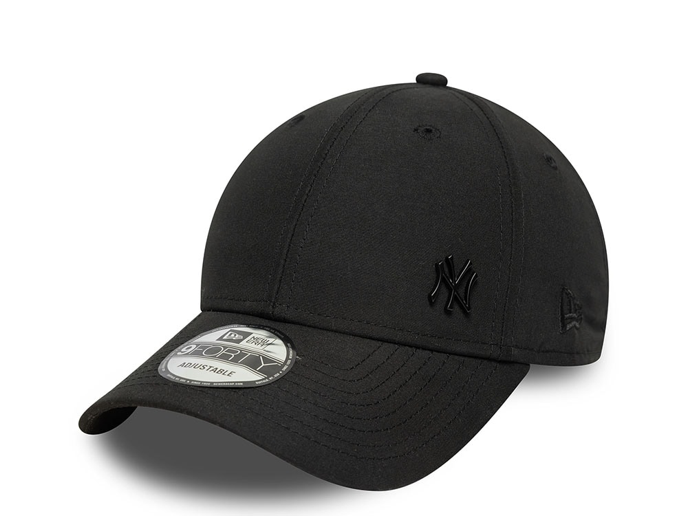 New Era New York Yankees Black Tonal Flawless 9Forty Strapback Cap