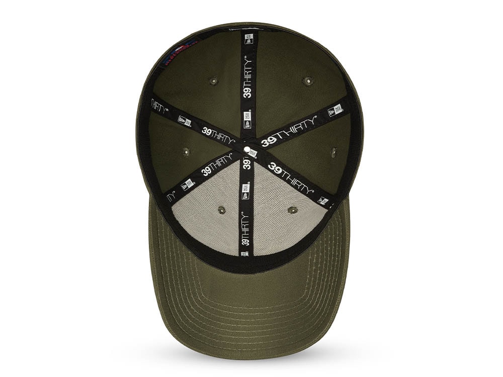 New Era New York Yankees League Essential Olive 39Thirty Stretch Cap