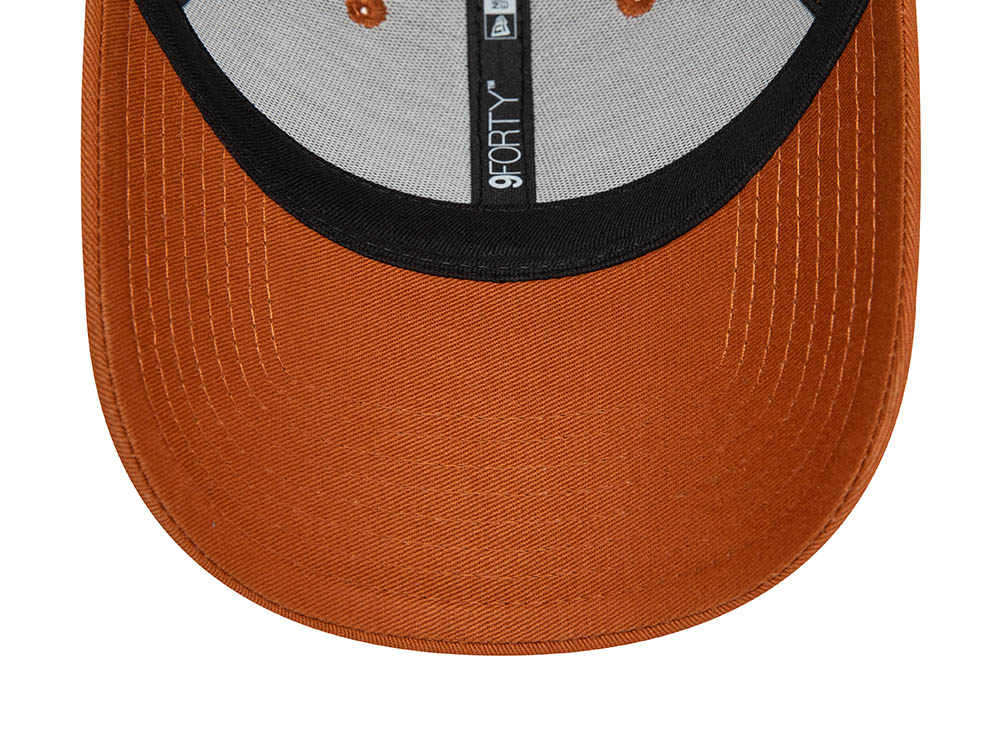 New Era Essential Brown Basic 9Forty Strapback Cap