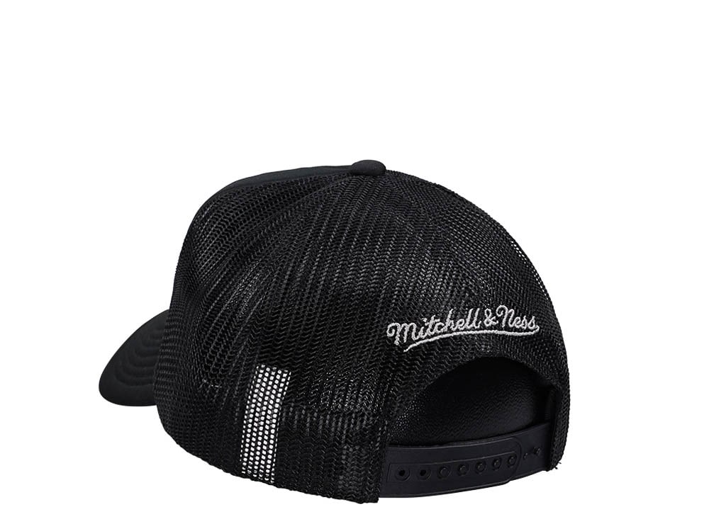 Mitchell & Ness Brooklyn Nets Black Billboard Trucker Snapback Cap