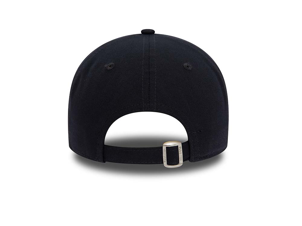New Era Manchester United Seasonal Pop 9Forty Strapback Cap