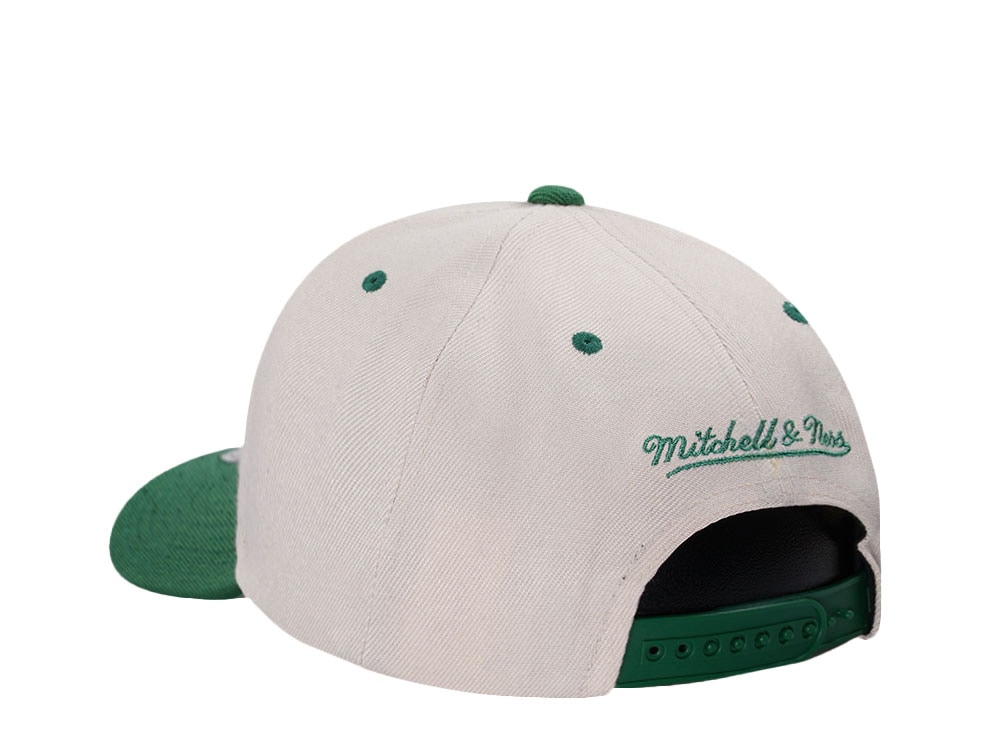 Mitchell & Ness Milwaukee Bucks Chrome Two Tone Pro Crown Fit Snapback Cap