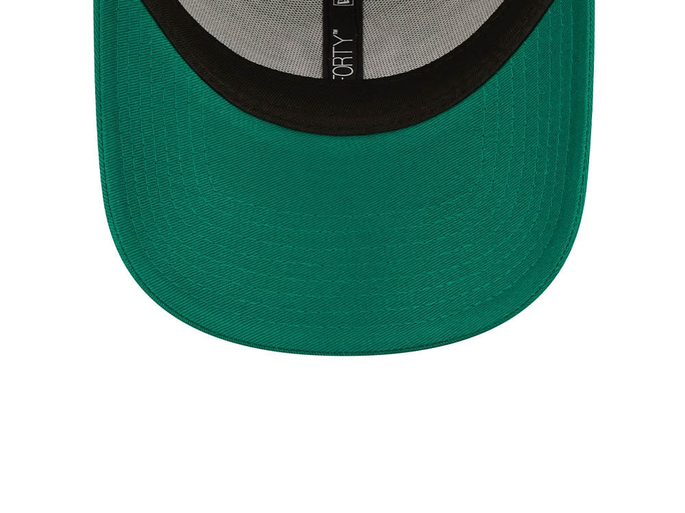 New Era New York Yankees Green Womens 9Forty Strapback Cap
