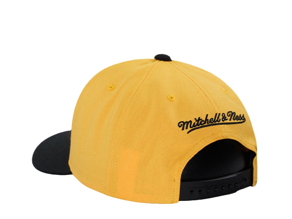 Mitchell & Ness Pittsburgh Penguins Pro Crown Fit Vintage Yellow Snapback Cap