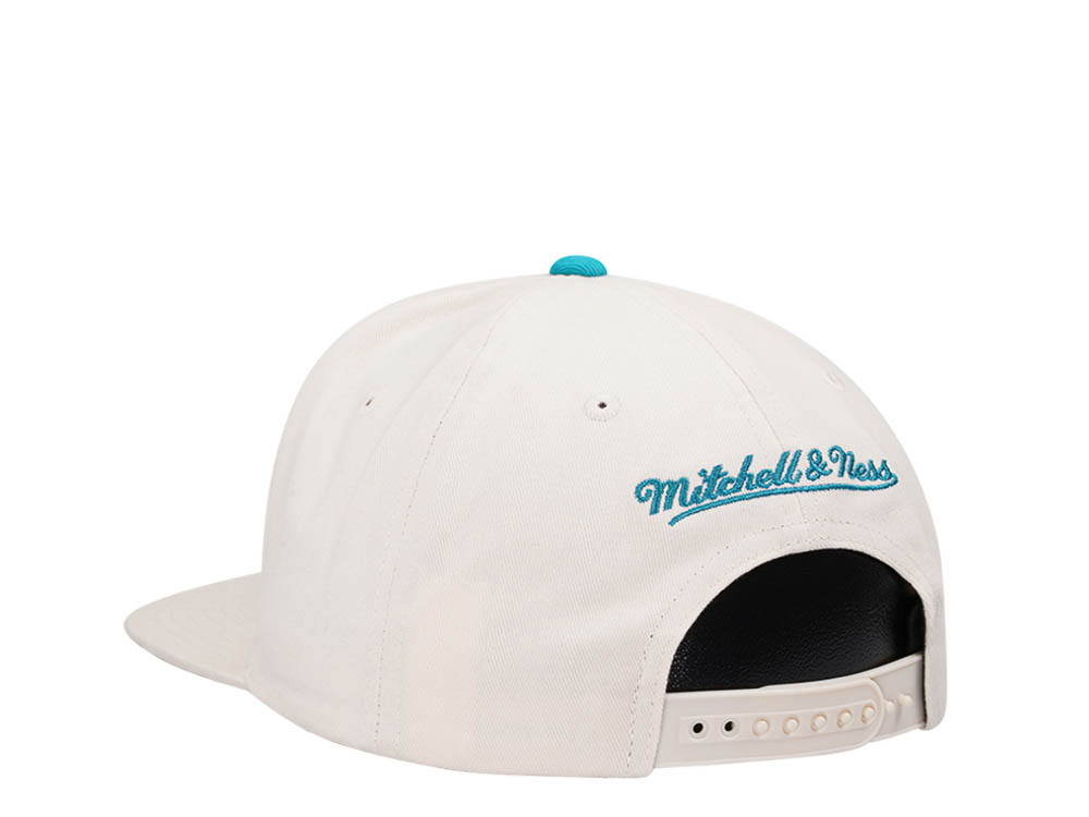 Mitchell & Ness Charlotte Hornets Reframe Retro Off White Snapback Cap