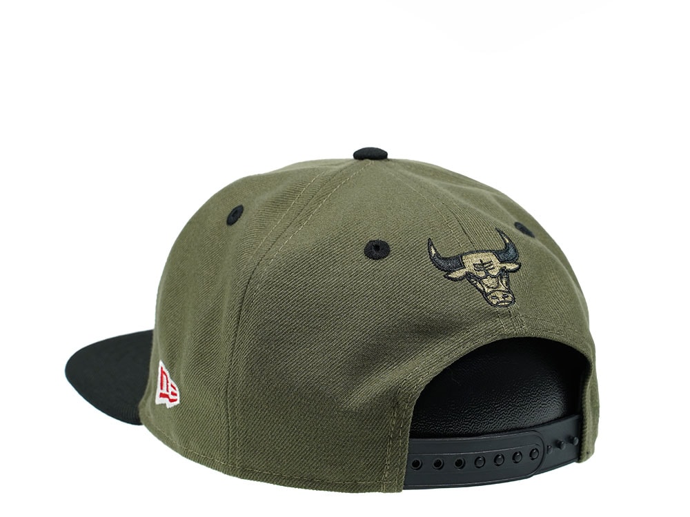 New Era Chicago Bulls Olive Red Horn Edition 9Fifty Snapback Cap