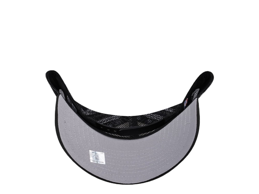 New Era New York Knicks Chrome Black Edition Trucker 9Forty A Frame Snapback Cap