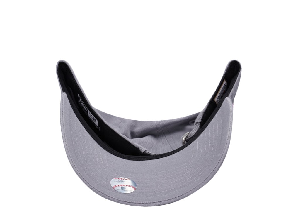 New Era Seattle Mariners 35th Anniversary Pink Glow Gray Edition 9Twenty Strapback Cap