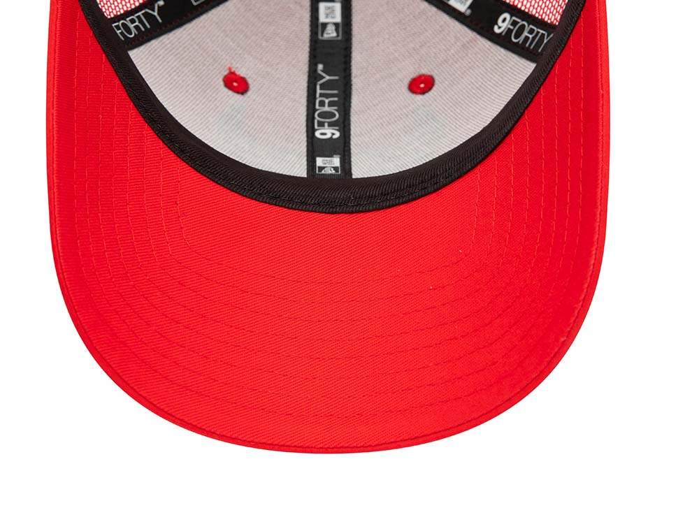 New Era Chicago Bulls Home Field Red 9Forty Trucker Strapback Cap