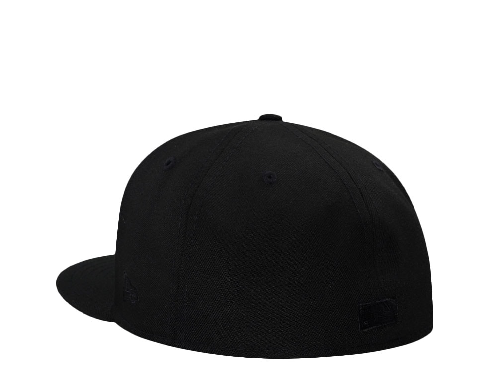 New Era Chicago White Sox Comiskey Park Blackout Pink Edition Black 59Fifty Fitted Cap