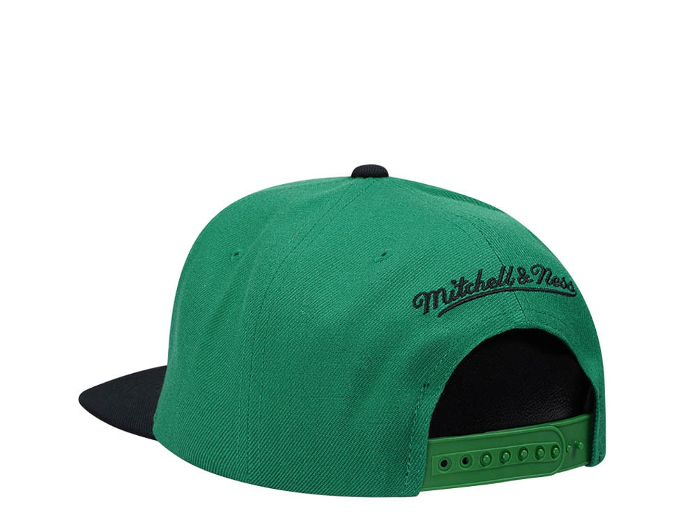 Mitchell & Ness Boston Celtics Team Two Tone 2.0 Green Snapback Cap